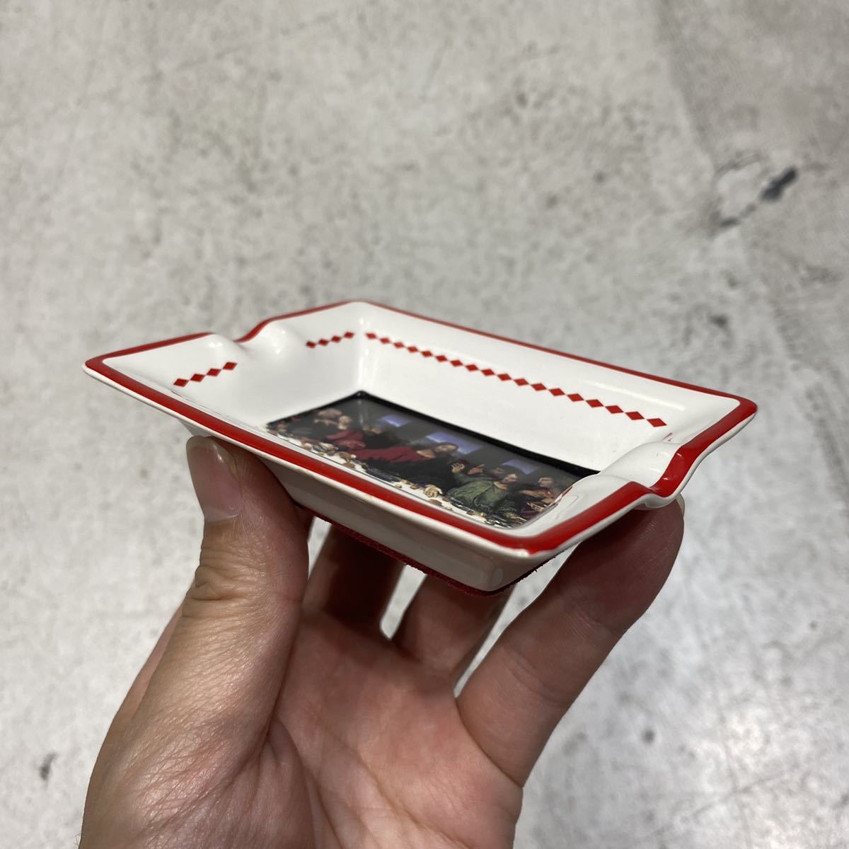 Supreme 灰皿 アッシュトレイ レッドシュプリーム