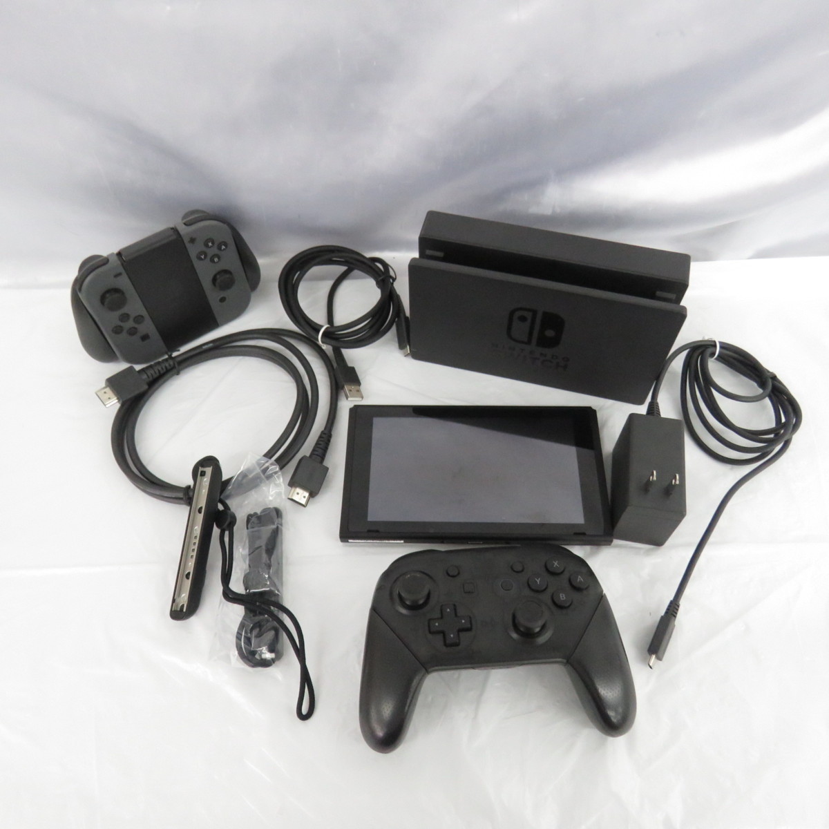 中古品】任天堂 NINTENDO SWITCH ニンテンドースイッチ グレー 別売