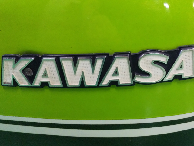 大阪より出品カワサキ-W1SA限定　タンク_4