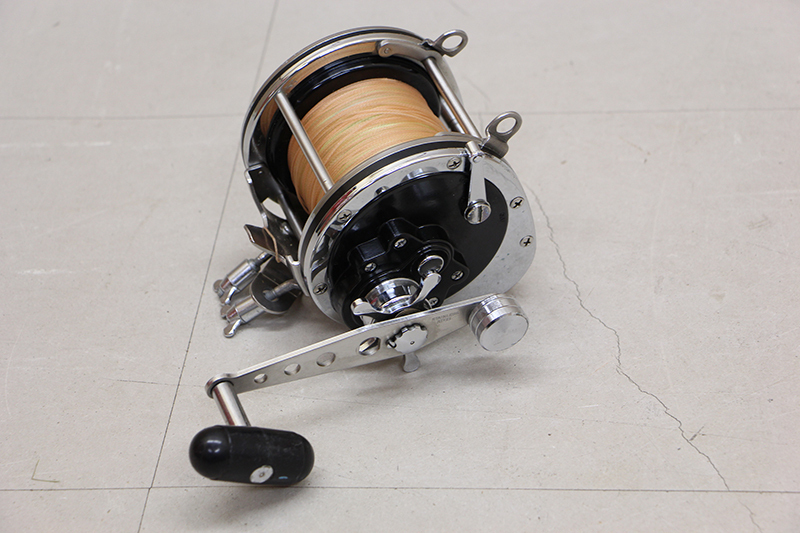 全国無料，最新作 Daiwa ダイワ 船用 両軸 リール Dynamic ダイナミック ST-300 釣り(ダイワ)｜売買されたオークション情報、yahooの商品情報をアーカイブ公開 - オークファン 手動