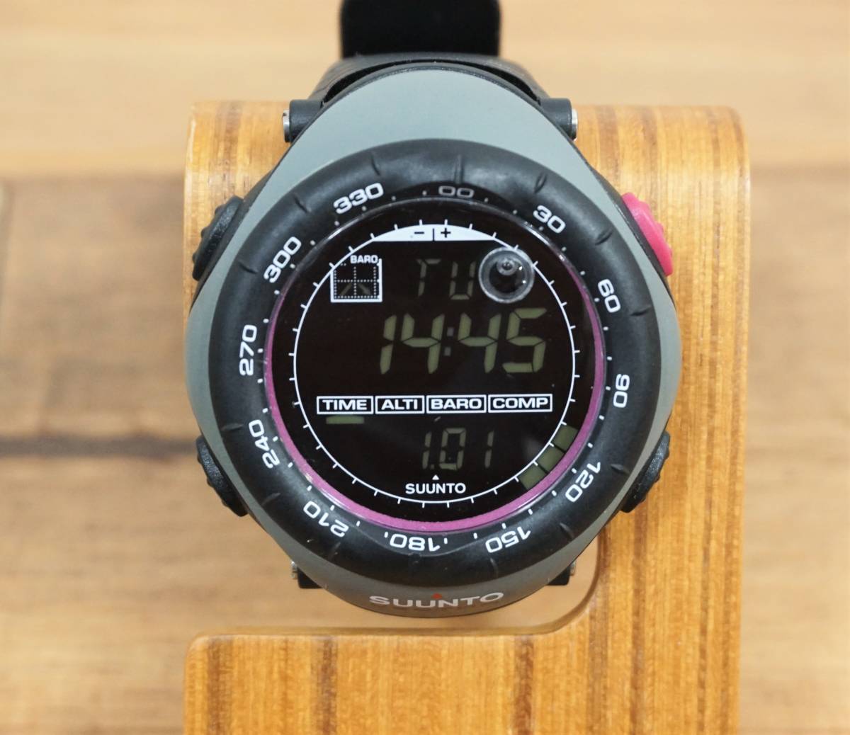 スント SUUNTO ベクター VECTOR チャコールグレー 電池交換済みSUUNTO 