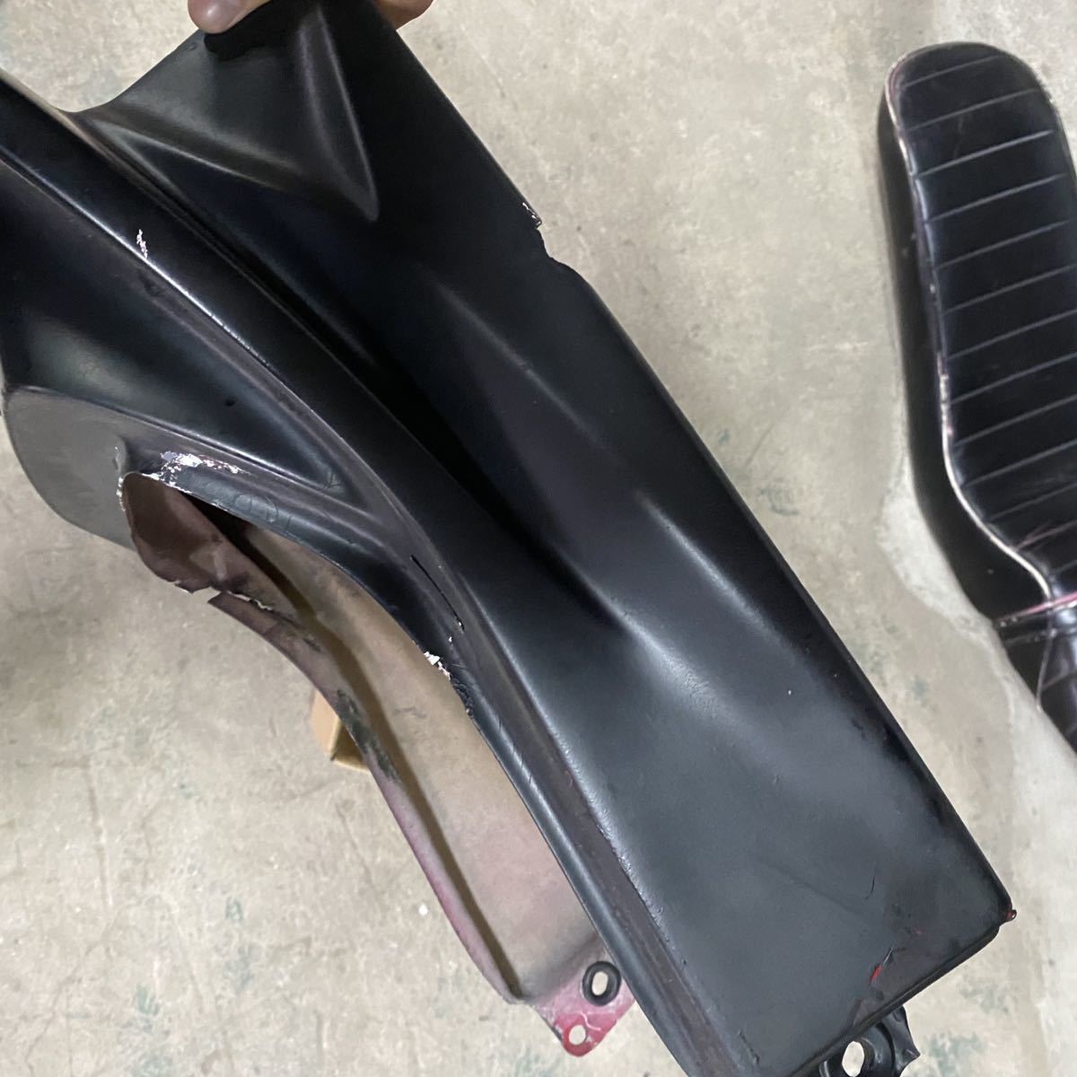 cbr400f テールカウル beet？