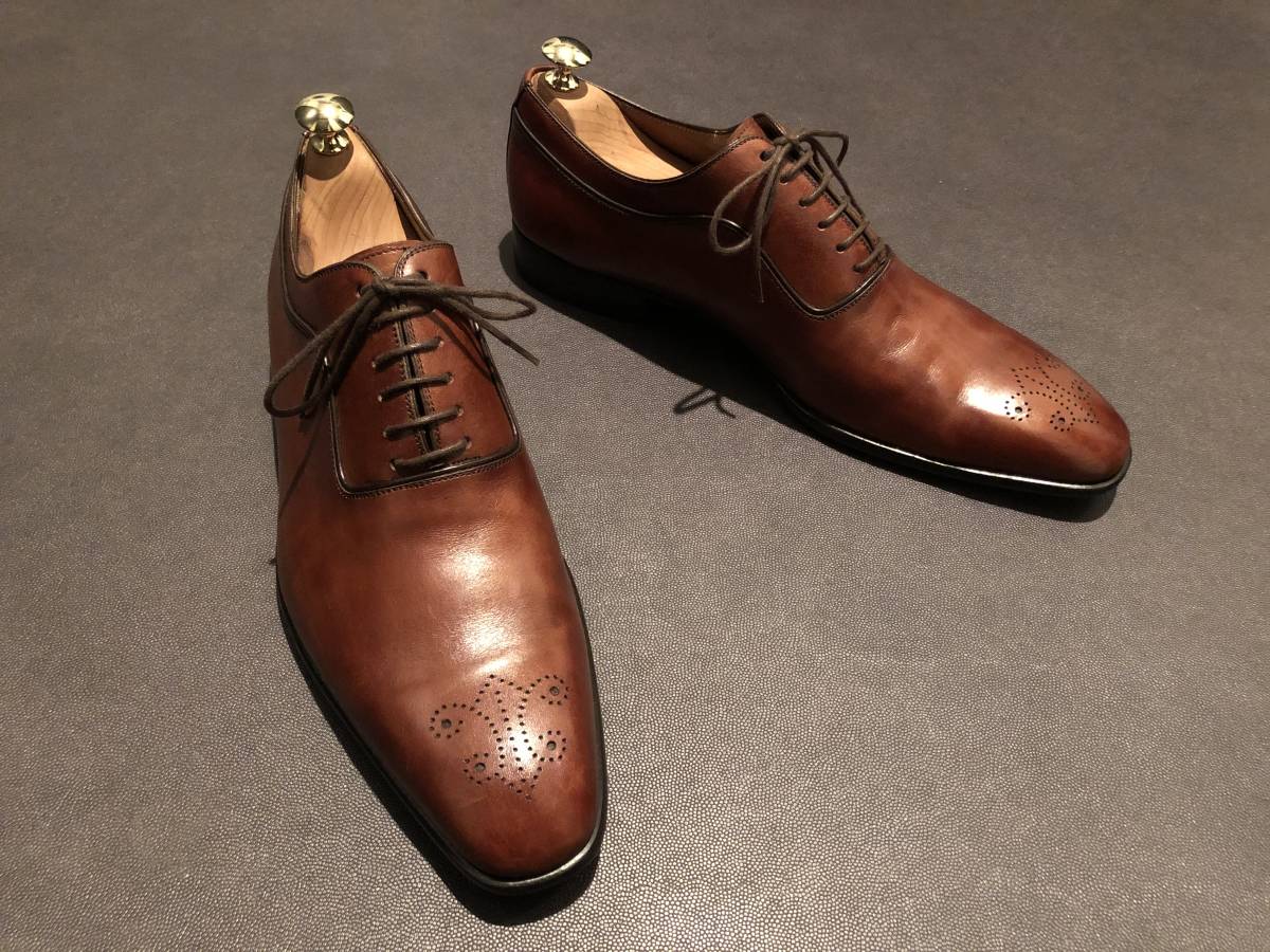 MAGNANNI マグナーニ プレーントゥ・メダリオン ドレスシューズ 
