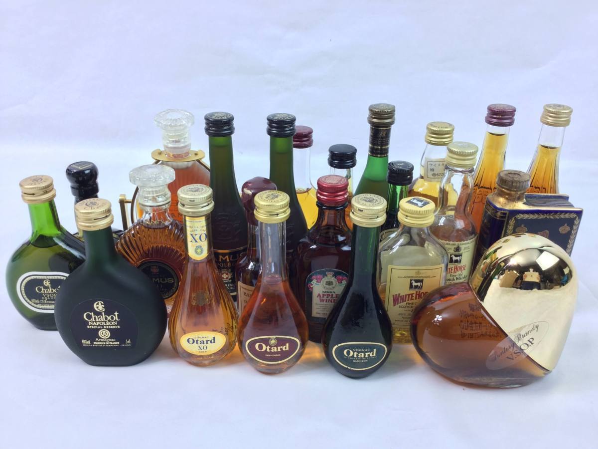 未開封・ミニボトル23本セット CMUS REMYMARTIN Chabot Otard BASARMAGNAC他 ブランデー ウイスキー アルコール お酒 インテリア　 L1749