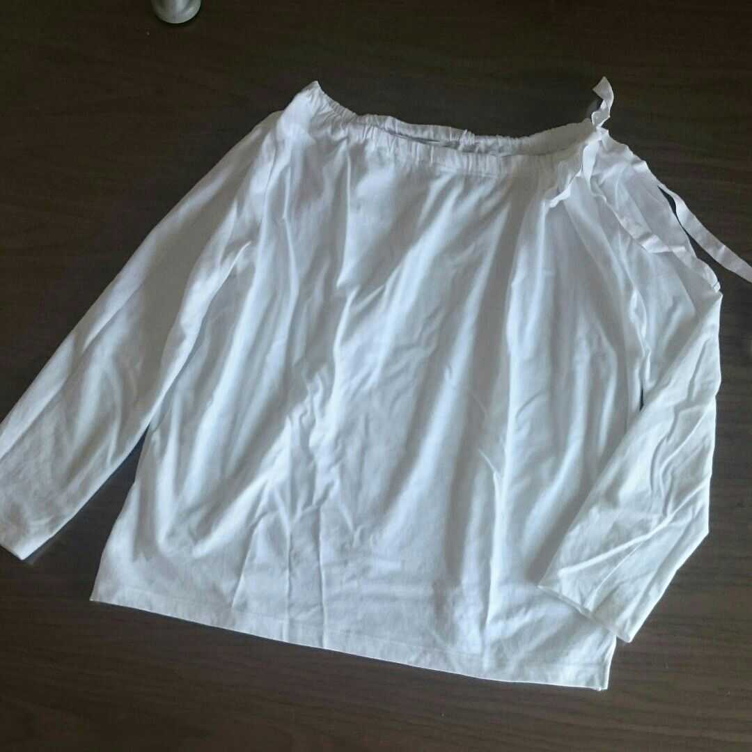 ★プラダ★ トップス★ カットソー Tシャツ 白 ★PRADA★レディース リボン M 七分袖 ホワイト コーデ ブランド イタリア　かわいい レア