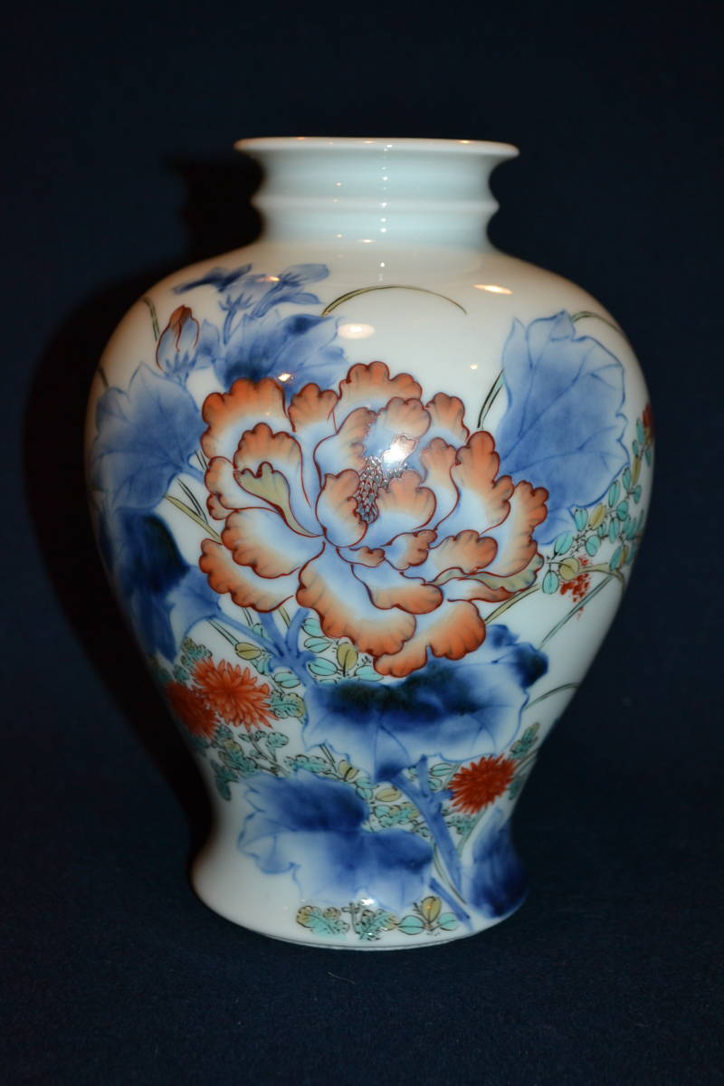 色絵薄墨草花文花瓶 十三代今泉今右衛門（造）共箱 118【