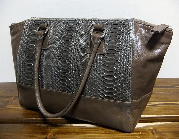 極上:NAGATANI(ナガタニ).レザートートバッグ(ショルダー掛可 極上:NAGATANI(ナガタニ).レザートートバッグ(ショルダー掛可