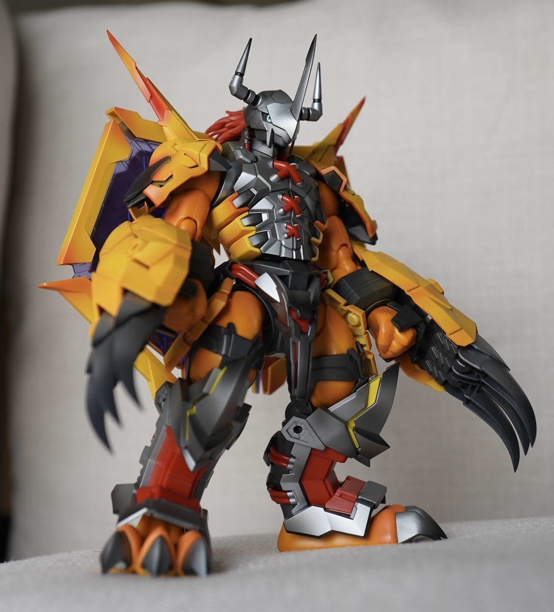 超進化魂 01 ウォーグレイモン 完成品｜ホビーサーチ メッキで輝く