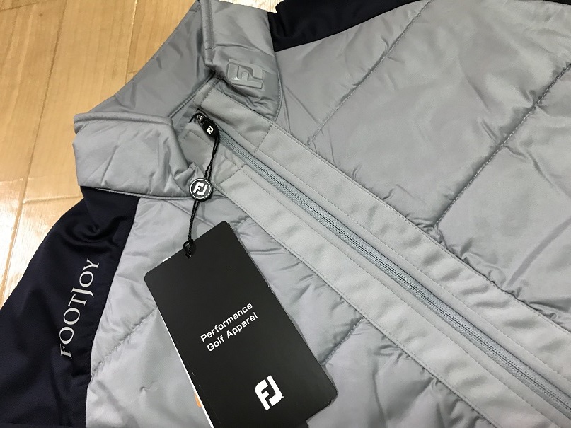  FootJoy フットジョイ ハイブリッドサーモライト 中綿ジャケット FJ-F19-O07 グレー/ネイビー ＸＬ(タイトリスト)｜売買されたオークション情報、yahooの商品情報をアーカイブ公開 - オークファン ジャンパー、ジャケット
