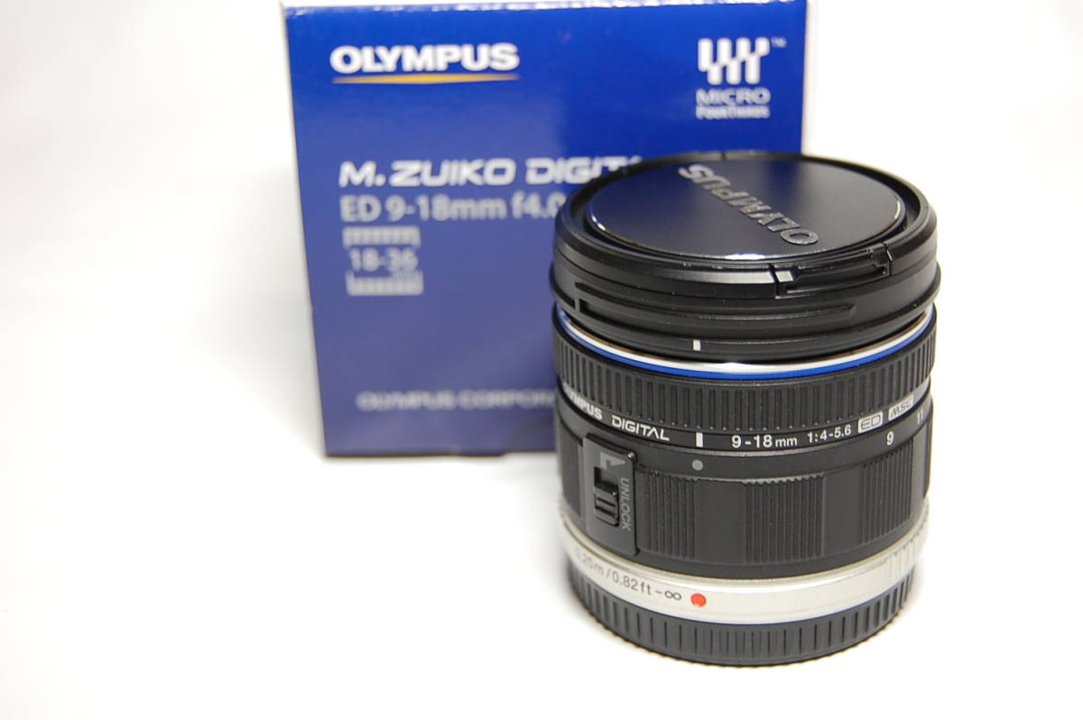 ED 9-18mm DIGITAL OM Digital Lens F4.0-5.6 SYSTEM : Four 手のひら 