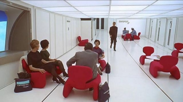 超貴重!!映画2001年宇宙の旅に出るソファシリーズ☆ジンチェア Djinn Chair☆名店ミッドセンチュリーモダン購入品☆数年に1度出るかどうか | 2001年宇宙の旅』に見るミッドセンチュリー・モダン 人生を豊かに 街の家具屋の３代目 2001年宇宙の旅にあこがれて。。 GIGAZINE