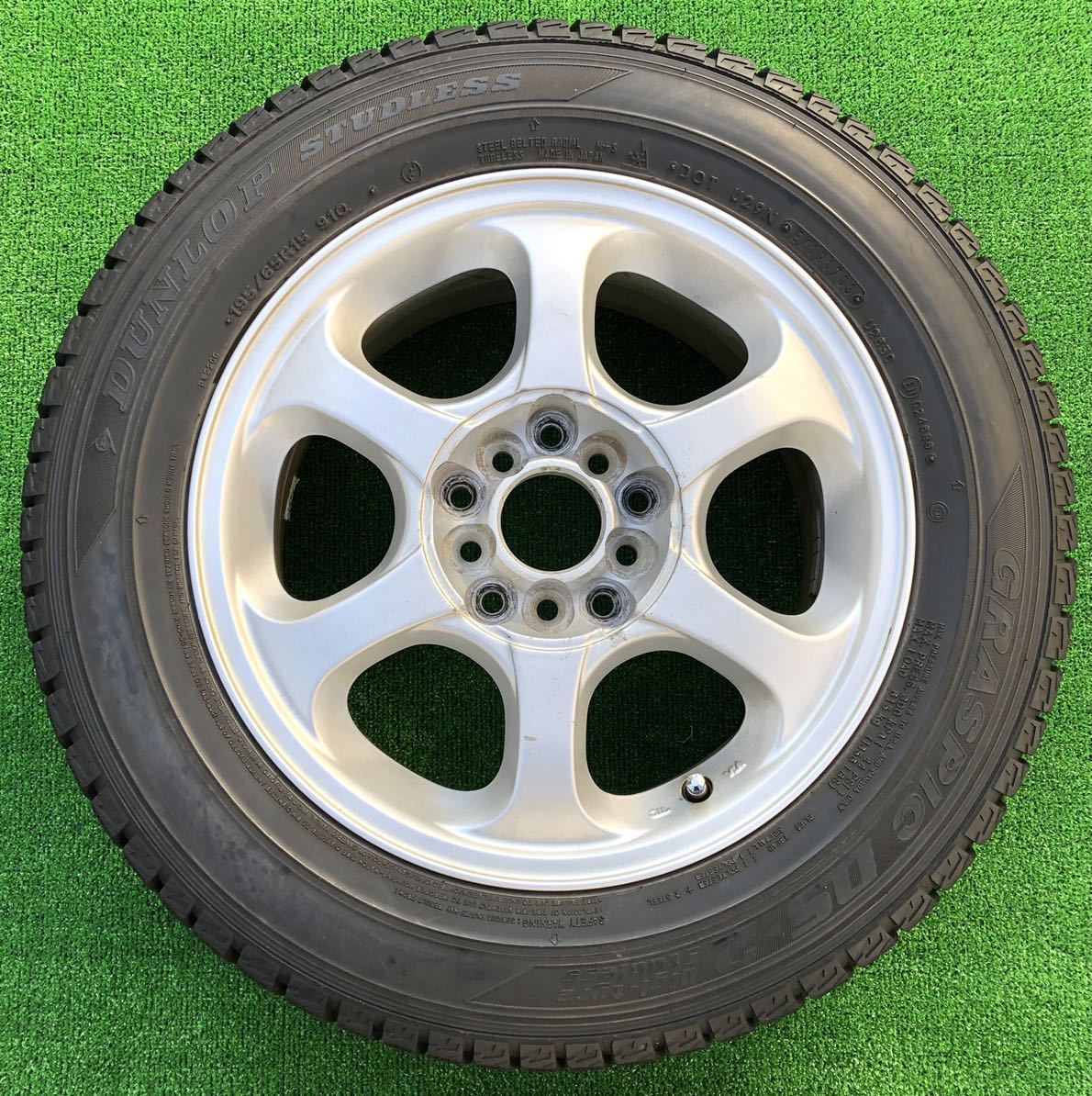 プリウス ノア ヴォクシー ステップワゴン プレミオ等に 15インチ