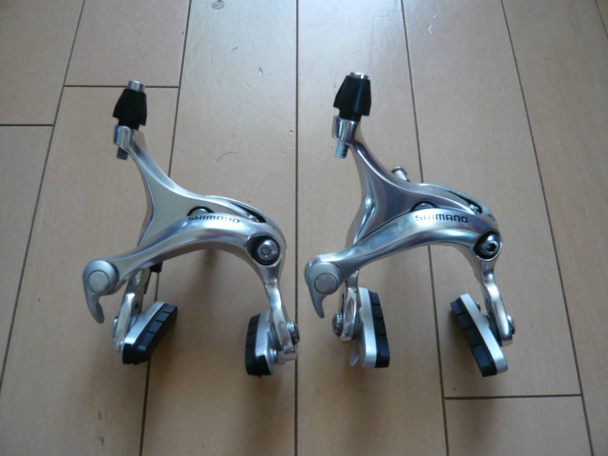  シマノ SHIMANO ロングアーチ ブレーキ BR-650 シルバー ピスト ミニベロ 小径車(キャリパーブレーキ)｜売買されたオークション情報、yahooの商品情報をアーカイブ公開 - オークファン キャリパーブレーキ