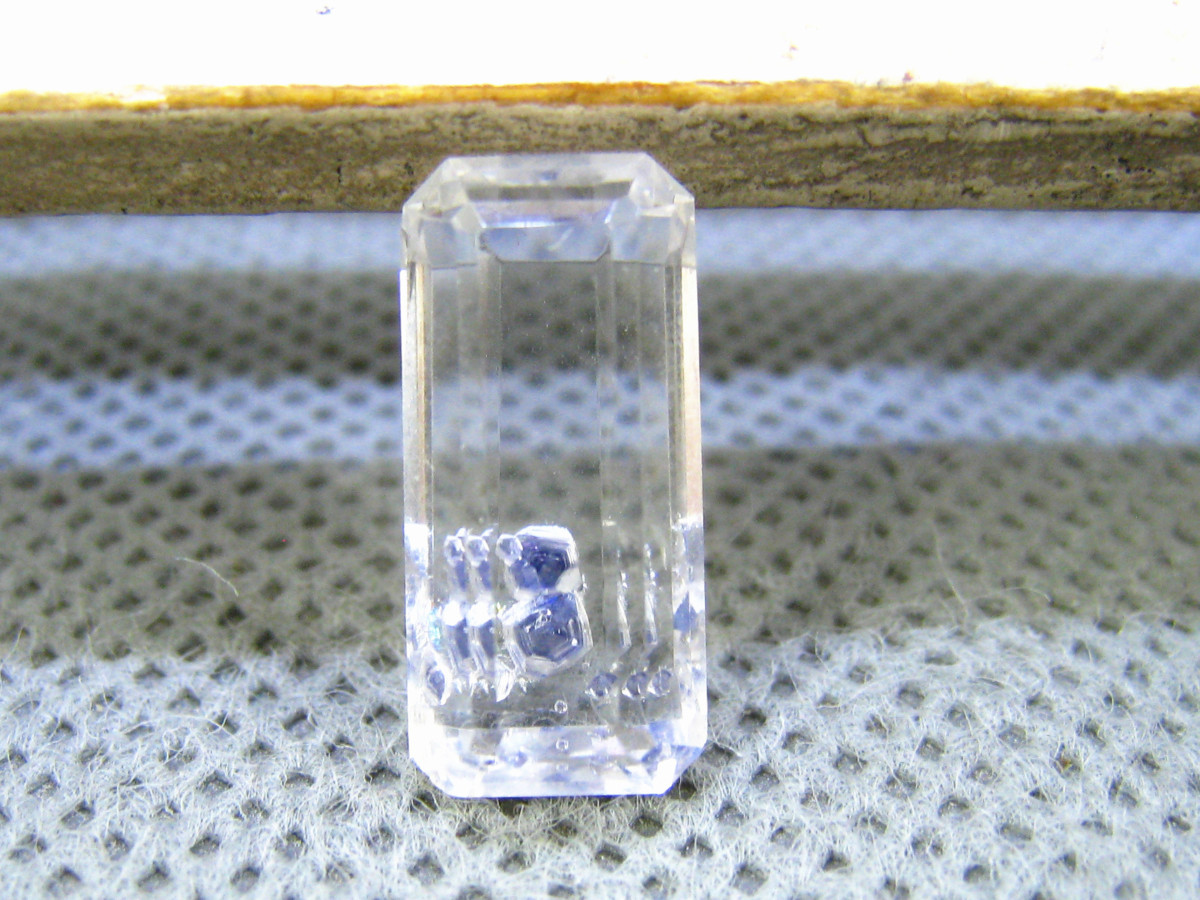 超レア美品透明感天然石カイヤナイト8.8mm | GESOMONT.COM