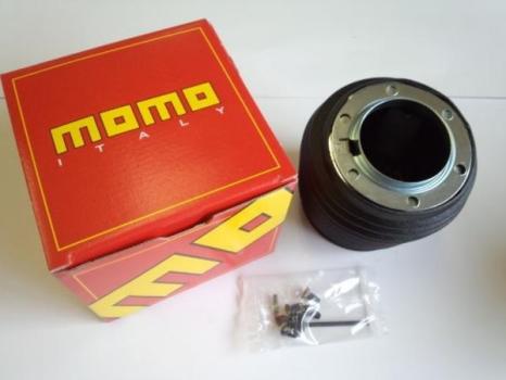 ＭＯＭＯボス　ＢＭＷ　Ｅ３６／Ｅ３１　２００８ MOMOボス BMW E36／E31 2008