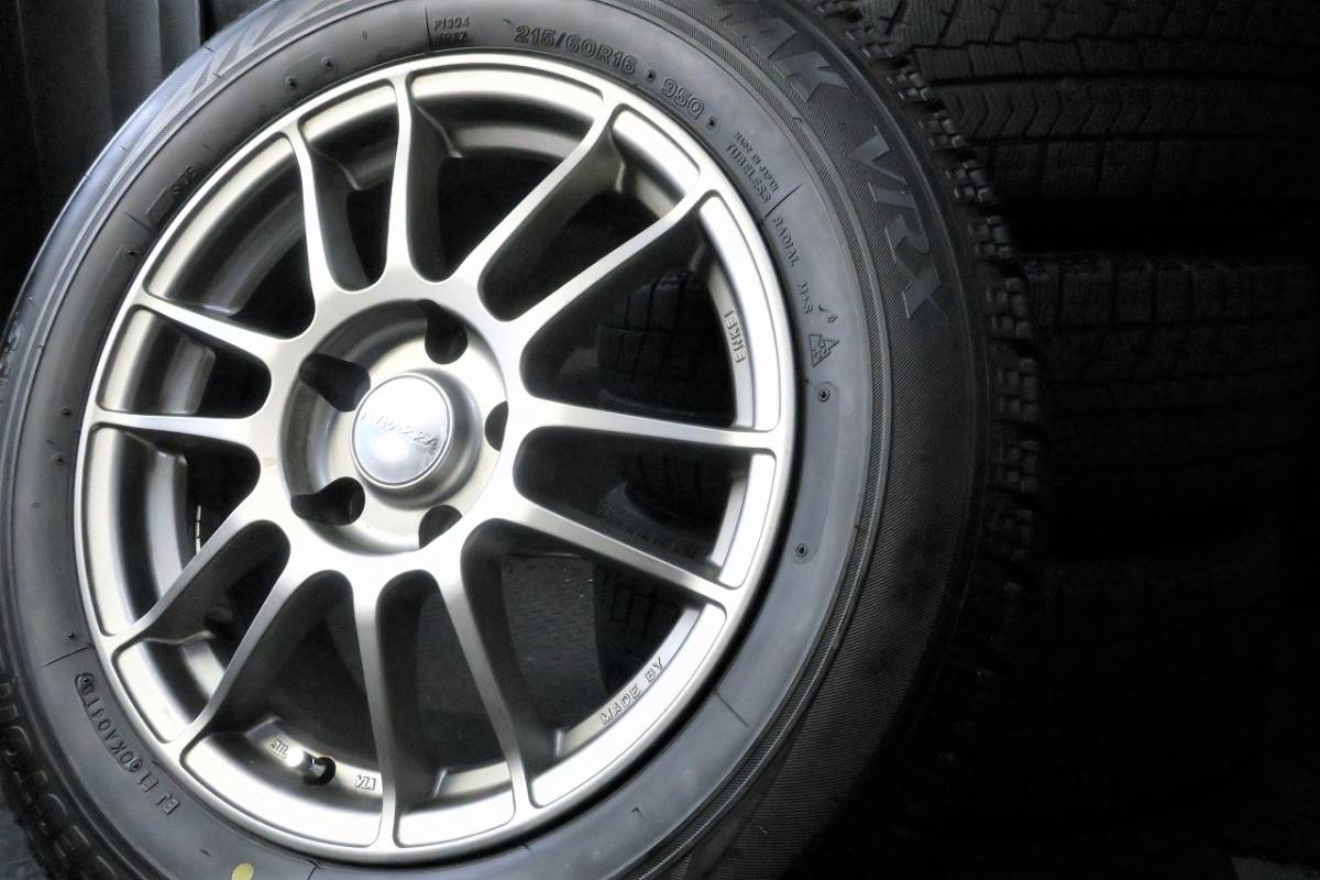 バリ山 2018年製 ブリヂストン ブリザック VRX 215/60R16 ENKEI
