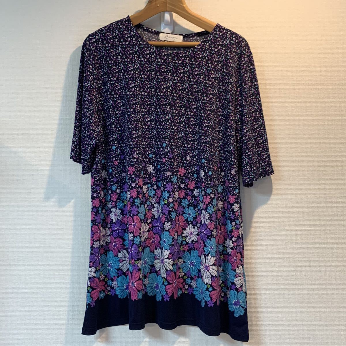 Sanaya サナヤ チュニック カットソー Tシャツ 花柄 レディース パープル プルー ピンク 婦人服 大きいサイズ 送料198円 Xlサイズ以上 売買されたオークション情報 Yahooの商品情報をアーカイブ公開 オークファン Aucfan Com
