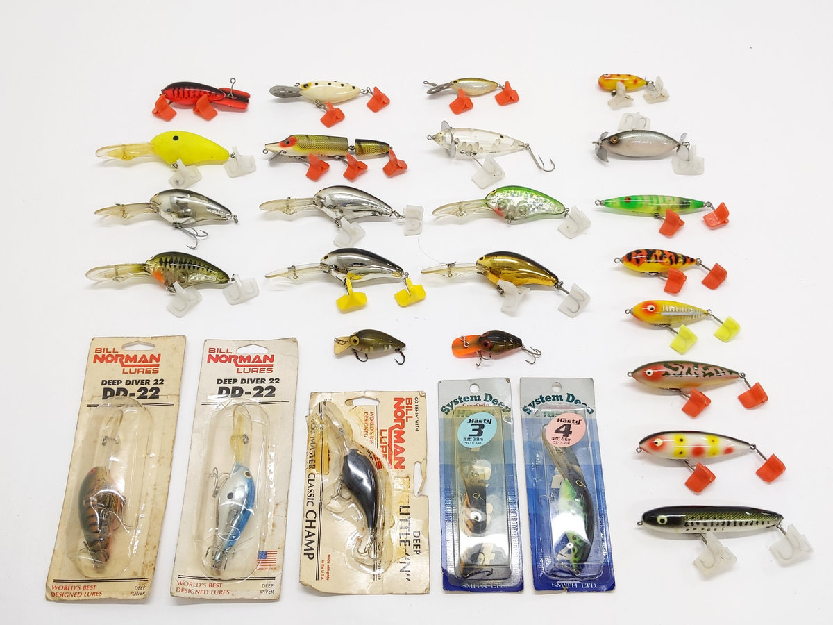 新作登場，大人気 へドン SOSウンデッドミノー ビルノーマン ディープダイバー等 オールドルアー 計27点(セット)｜売買されたオークション情報、yahooの商品情報をアーカイブ公開 - オークファン 淡水