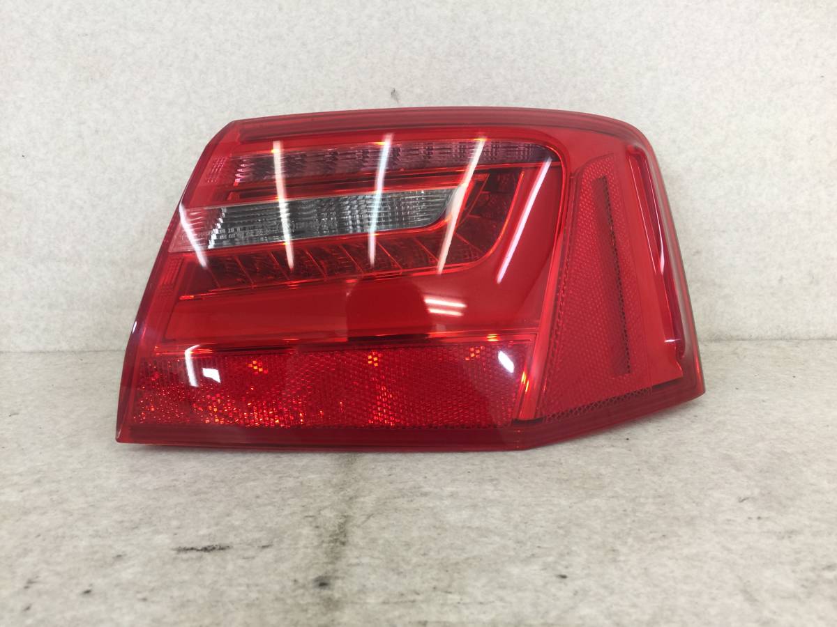 美品 磨き済み アウディ AUDI A6 4G C7 右テールランプ 4G5 945 096 A
