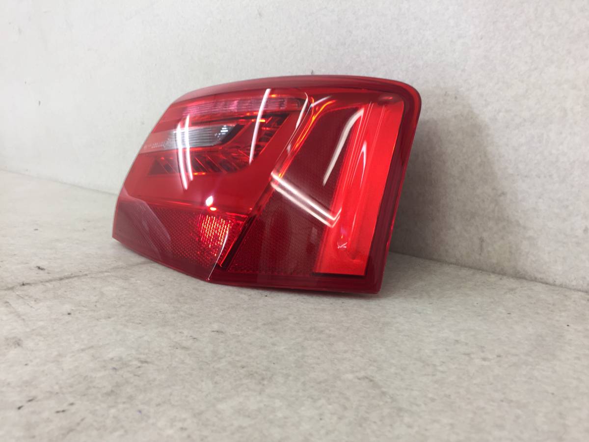 美品 磨き済み アウディ AUDI A6 4G C7 右テールランプ 4G5 945 096 A