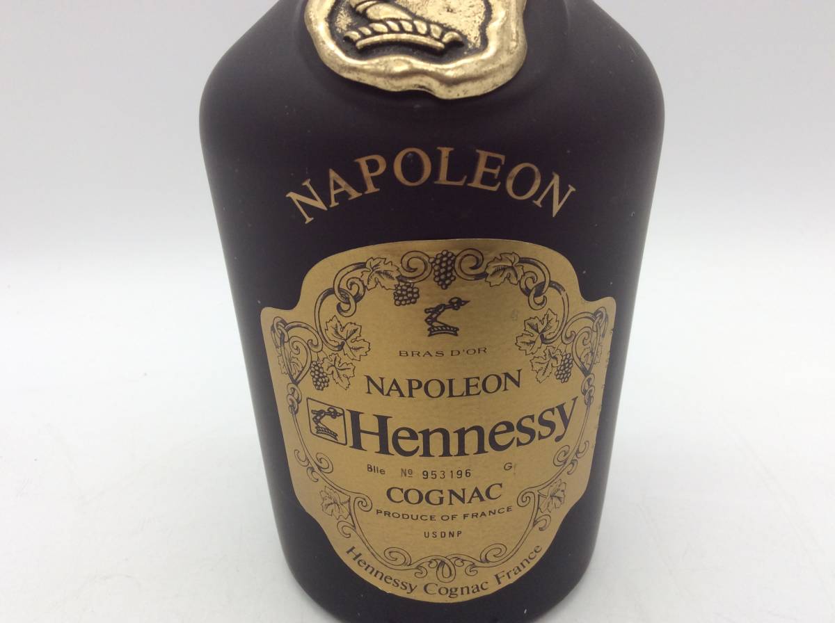 Hennessy Napoleon COGNAC 700ml 未開栓 箱付き 7835 未開栓 Hennessy ヘネシー NAPOLEON ナポレオン 700ml コニャック