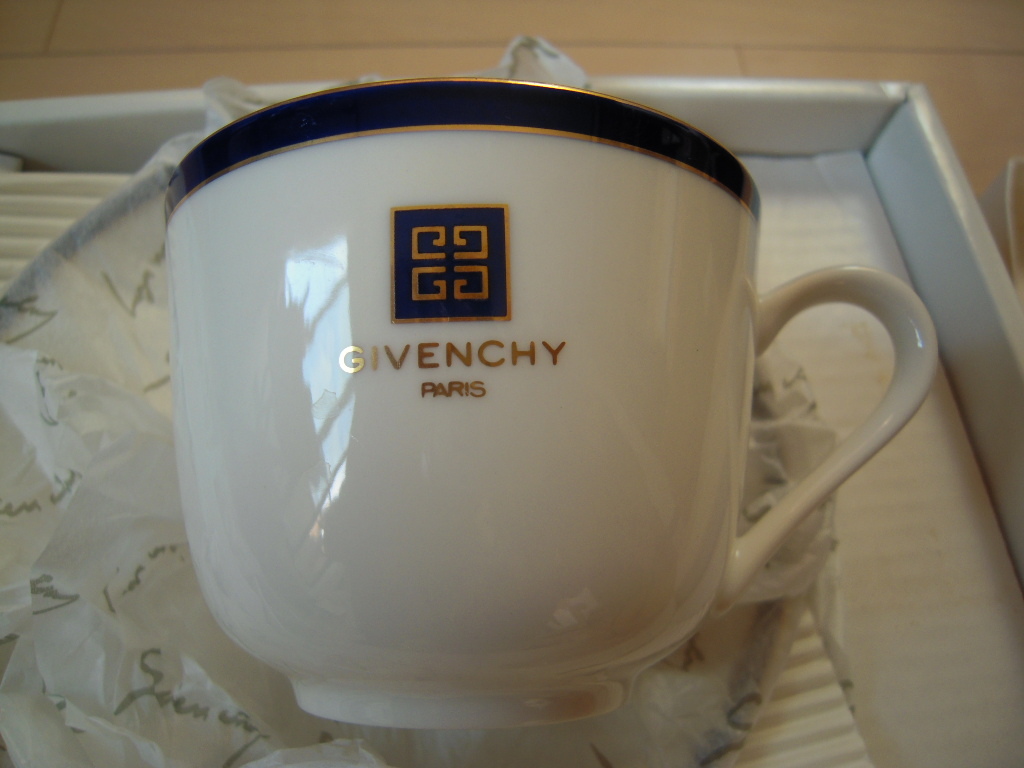 【限定SALE，お買い得】 5客コーヒーセット GIVENCHY(コーヒー、ティー兼用)｜売買されたオークション情報、yahooの商品情報をアーカイブ公開 - オークファン 茶器