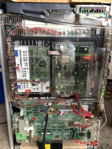 全国無料，爆買い CD09058 CRガールズ＆パンツァー パチンコ台 実機