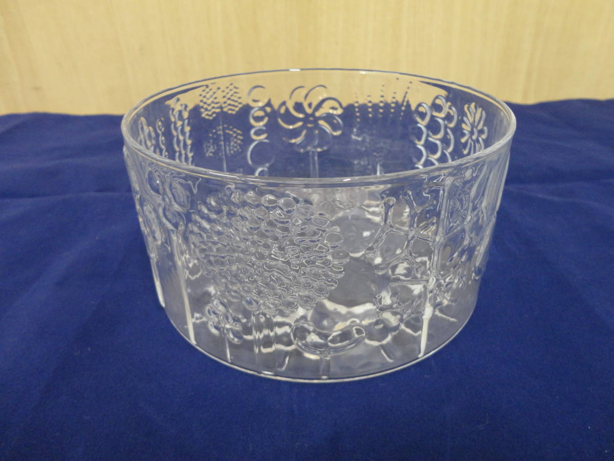 iittala ☆中古品 iittala イッタラ フローラ ボウル 約15cm iittala ☆中古品 iittala イッタラ フローラ ボウル 約15cm
