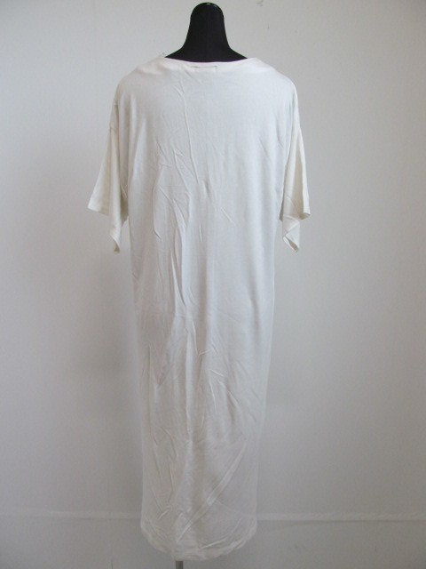 Gu ジーユー ワンピース ロング ホワイト L Mサイズ 売買されたオークション情報 Yahooの商品情報をアーカイブ公開 オークファン Aucfan Com