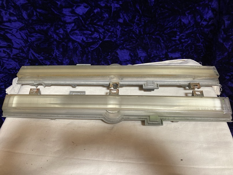 シボレーインパラハイドロローライダーバッテリーケーブルゴールド