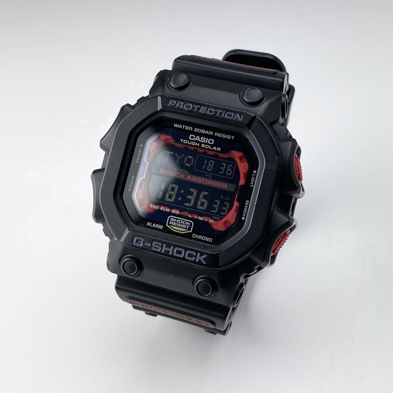 美品 CASIOカシオ メンズ腕時計G-SHOCKブラック箱付き ボリューム感 オンラインストア純正品 CASIO G-SHOCK GX-56-1A ブラック×レッド 黒×赤