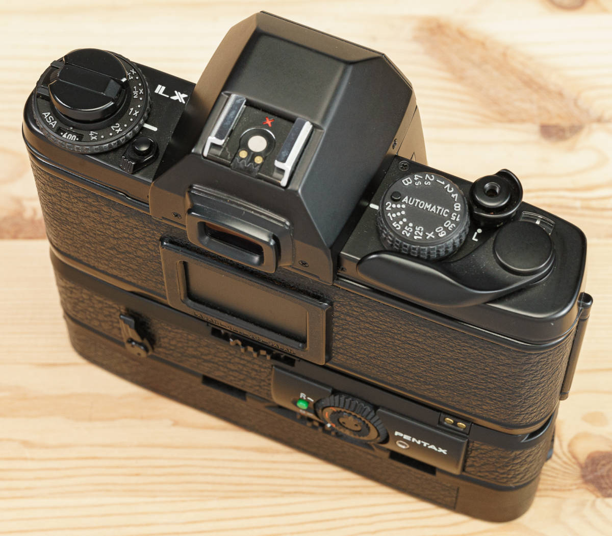 LX PENTAX 「プロ用35mm一眼レフを考える・ペンタックスLX 赤城耕一 
