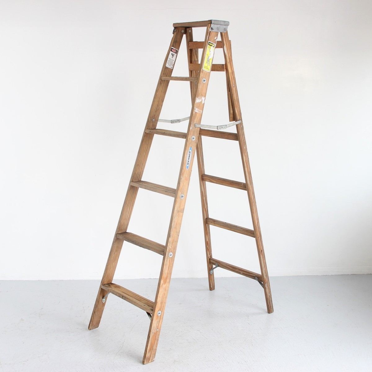 赤字超特価，人気 ＃2062 アメリカ ヴィンテージ 脚立 6段 木製ラダー stepladder ディスプレイ 店舗什器 ガーデニング 作業 ペンキ塗り U.S.A.(店舗什器)｜売買されたオークション情報、yahooの商品情報をアーカイブ 店舗什器