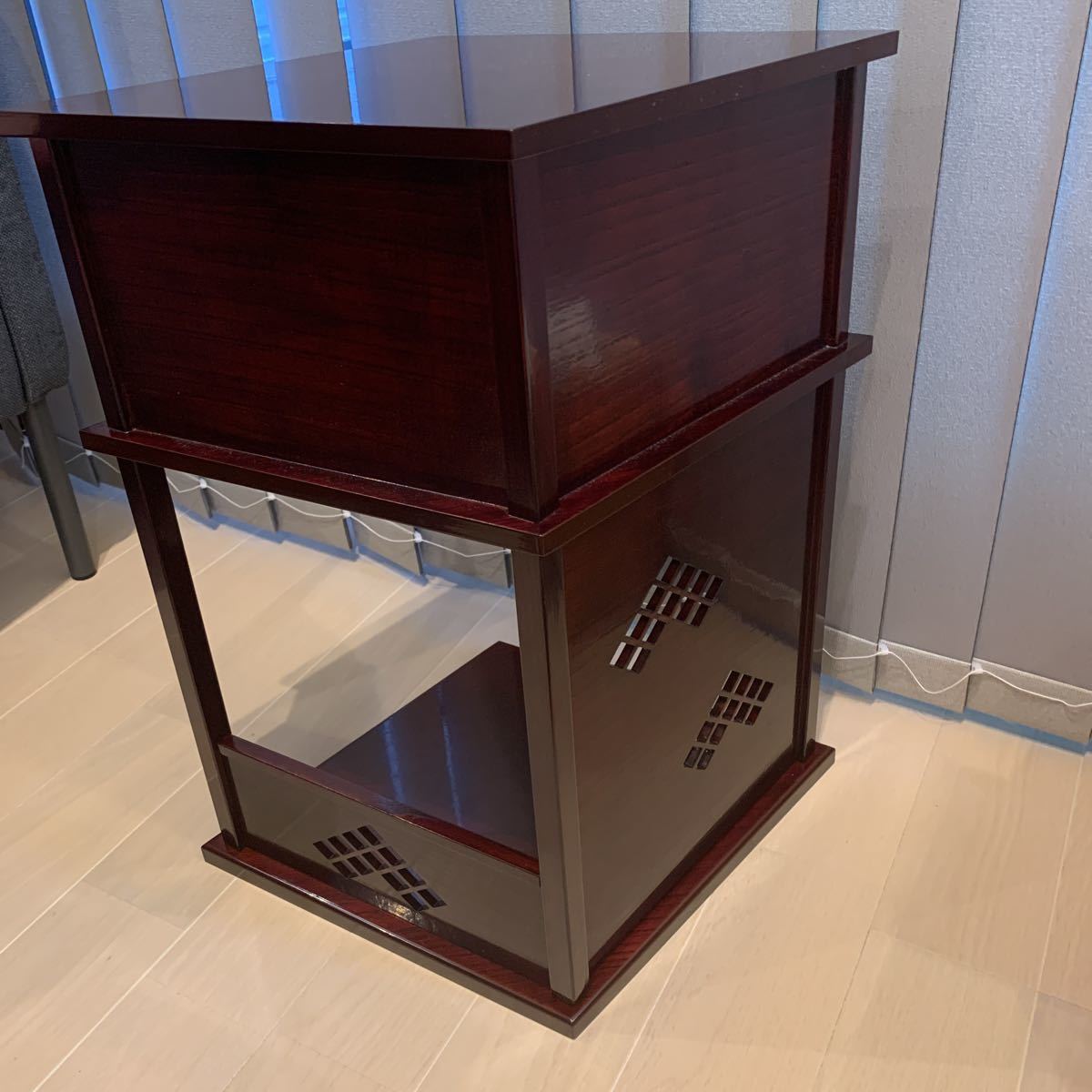 I07805 【 美品 川瀬表完作 茶道具 淡々斎好み 徒然棚 組立式 共箱 】 検) 作家物 煎茶道具 茶懐石 木工芸 漆芸 小棚 棚物 茶棚 茶道 ⅳ Yahoo!オークション 「徒然棚」の落札 棚」の落札相場・落札価格
