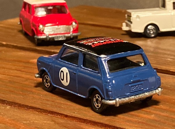 - ミニクーパー Yahoo!オークション | TR01 MINI GT Mini ダイキャストカー エグゾト Reveal! 0 Exclusive Store TRAFFIC 1:64!