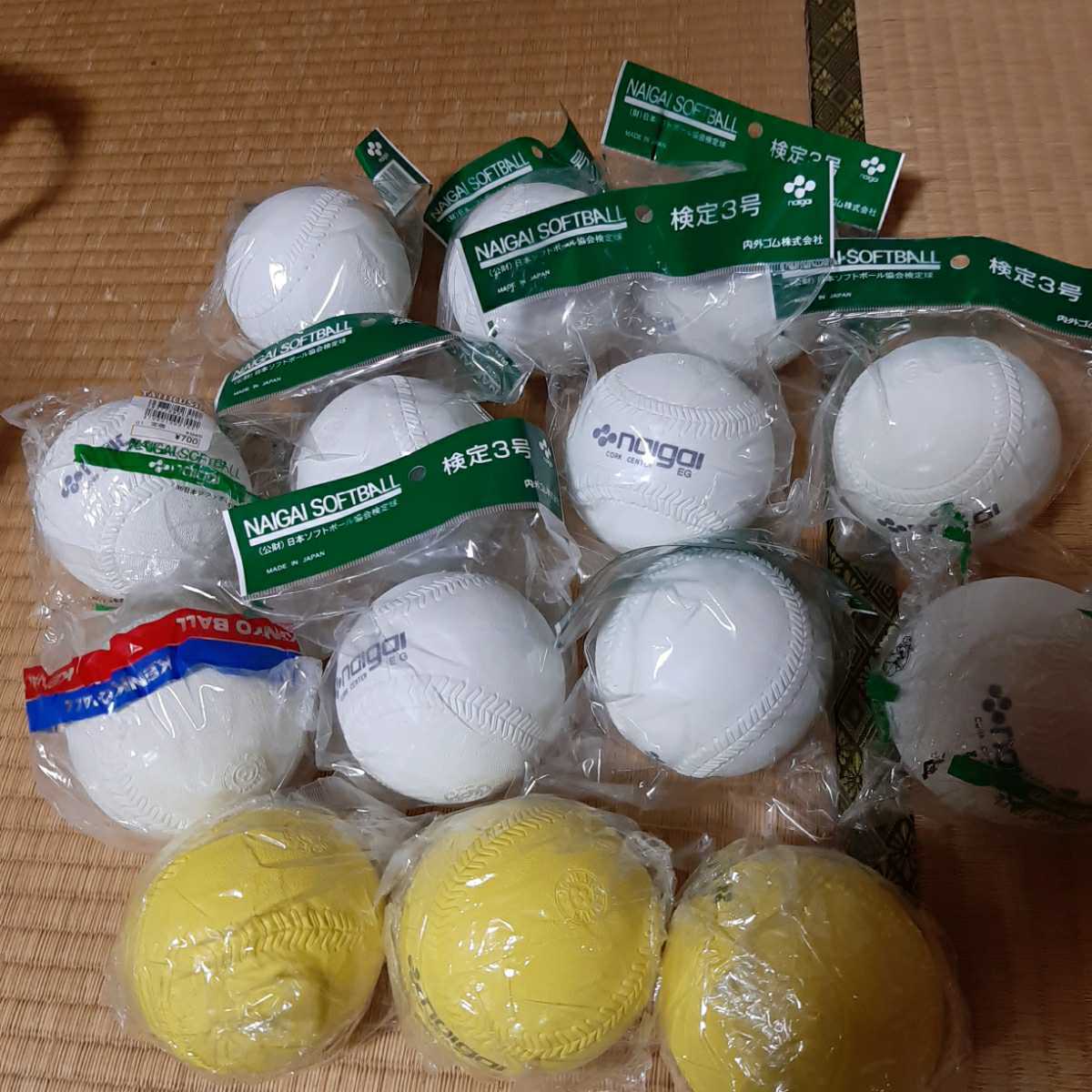 大得価，本物保証 NAIGAI ソフトボール ケンコーボール ケンコー ナイガイ まとめ売り 14球 スポーツ 3号 ボール(ボール)｜売買されたオークション情報、yahooの商品情報をアーカイブ公開 - オークファン ボール