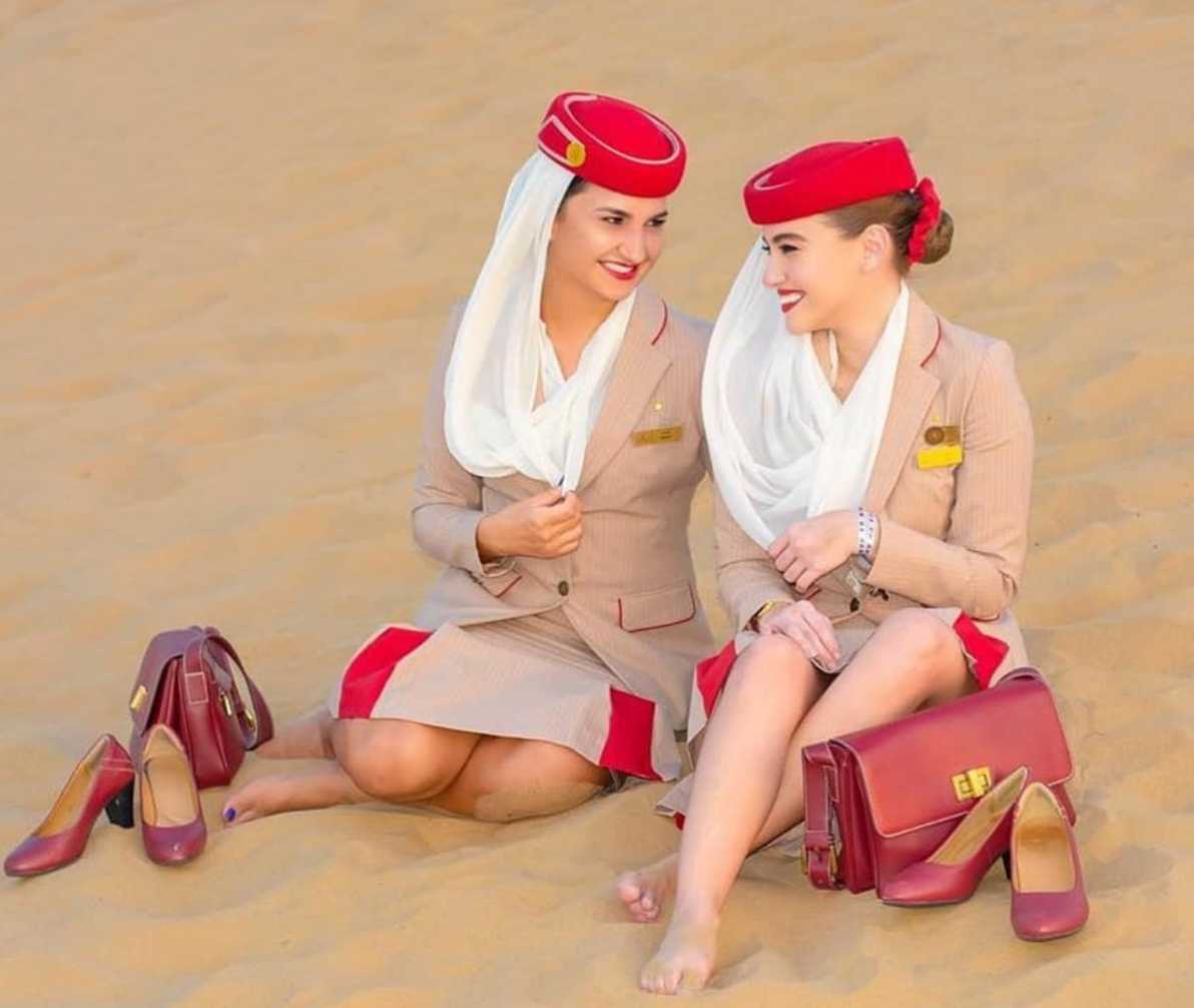 ○エミレーツ航空/EMIRATES・キャビンアテンダント現行制服セットA