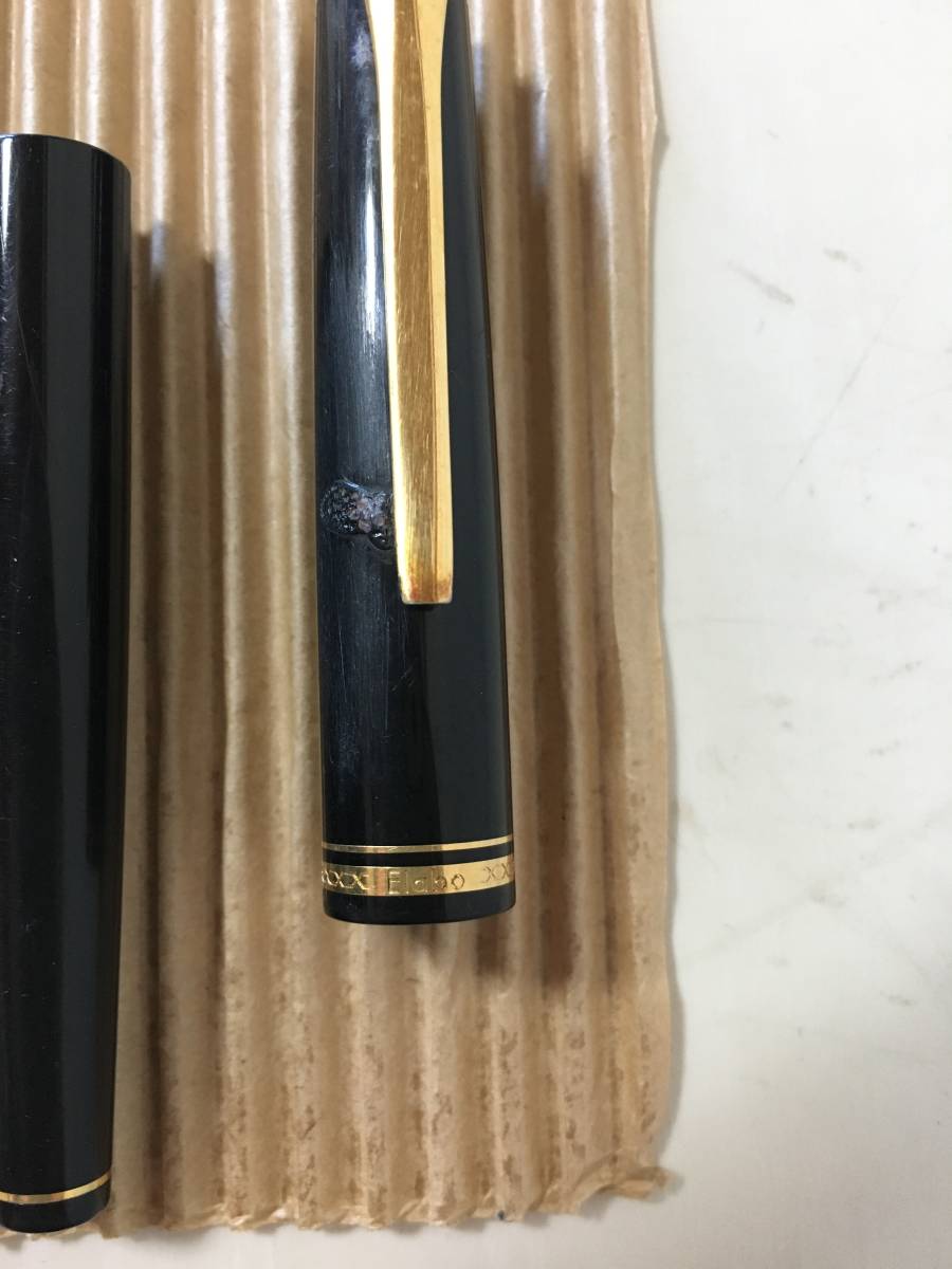 ◆万年筆　Elabo　PILOT　ペン先 14K 585　MADE IN JAPAN　中古品◆ パイロット PILOT 万年筆 14金 Pilot ペン先14K-585刻印11-130