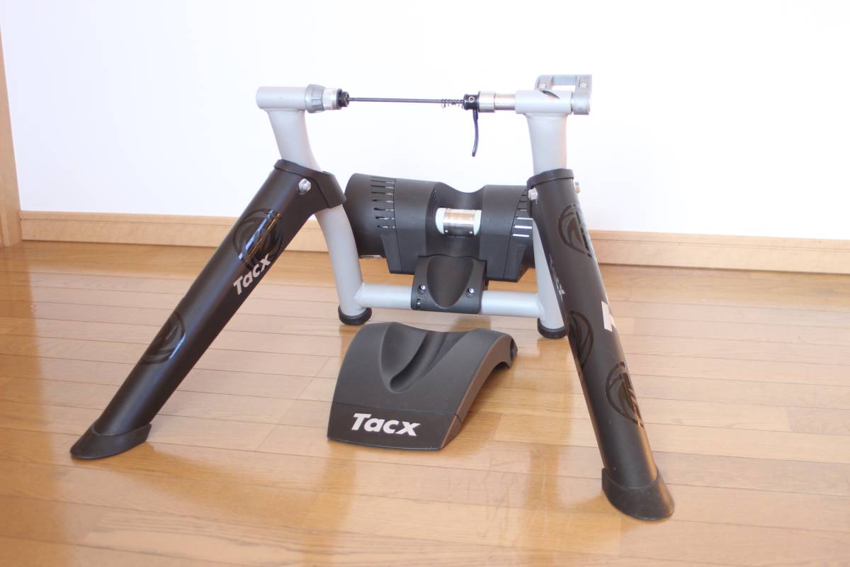 Tacx Bushido Trainer Smart Zwift Turbo タックス Budget ローラー台