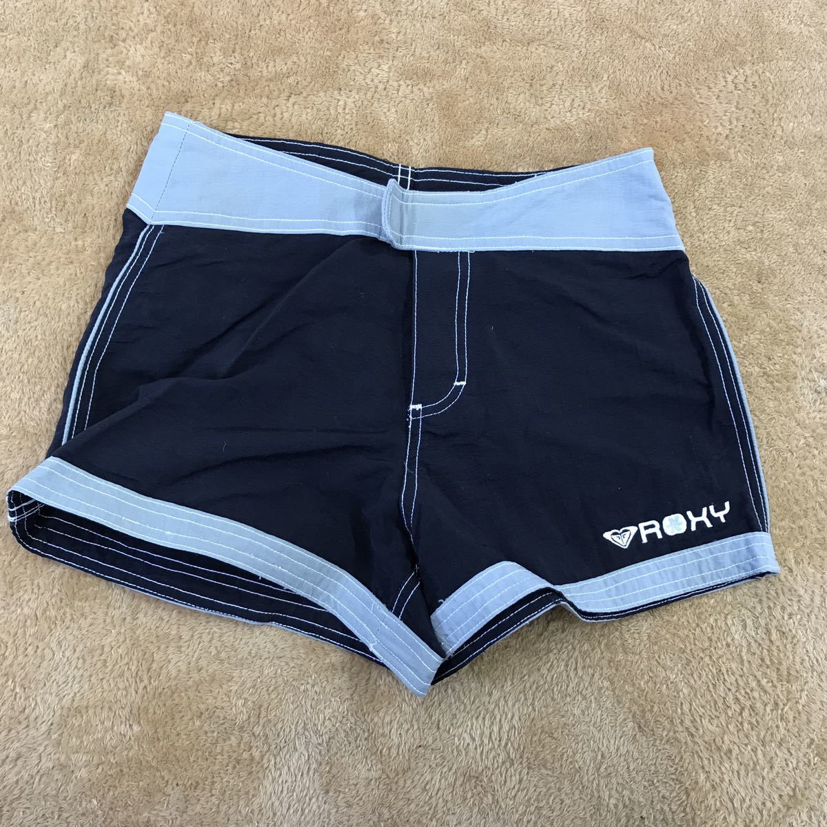 Sm 64 0219 Roxy ロキシー レディース 水着 ショートパンツ 水着の上 サイズ3 海 プール 夏 ホームクリーニング済み カバー その他 売買されたオークション情報 Yahooの商品情報をアーカイブ公開 オークファン Aucfan Com