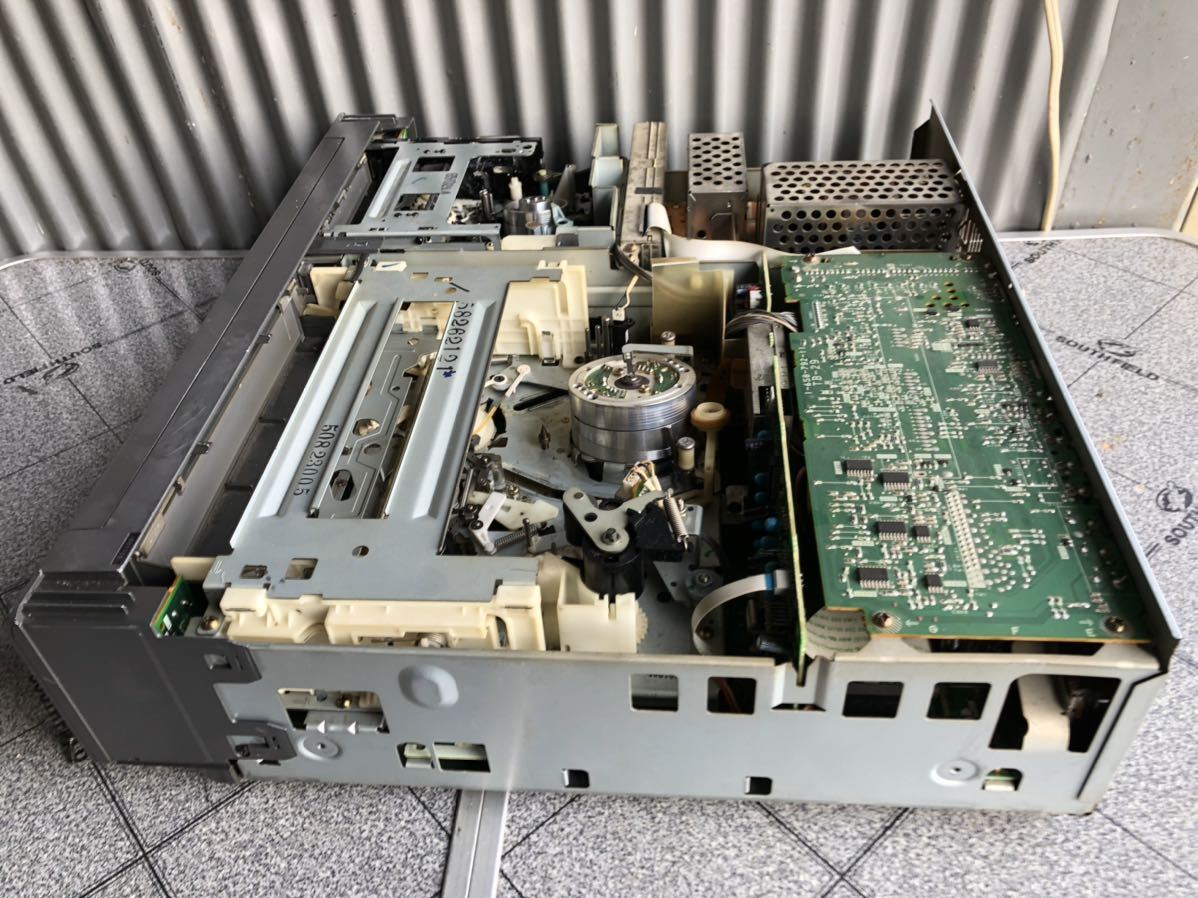 SONY WV-BW1 Hi8/VHSビデオデッキ。 ジャンク品_2