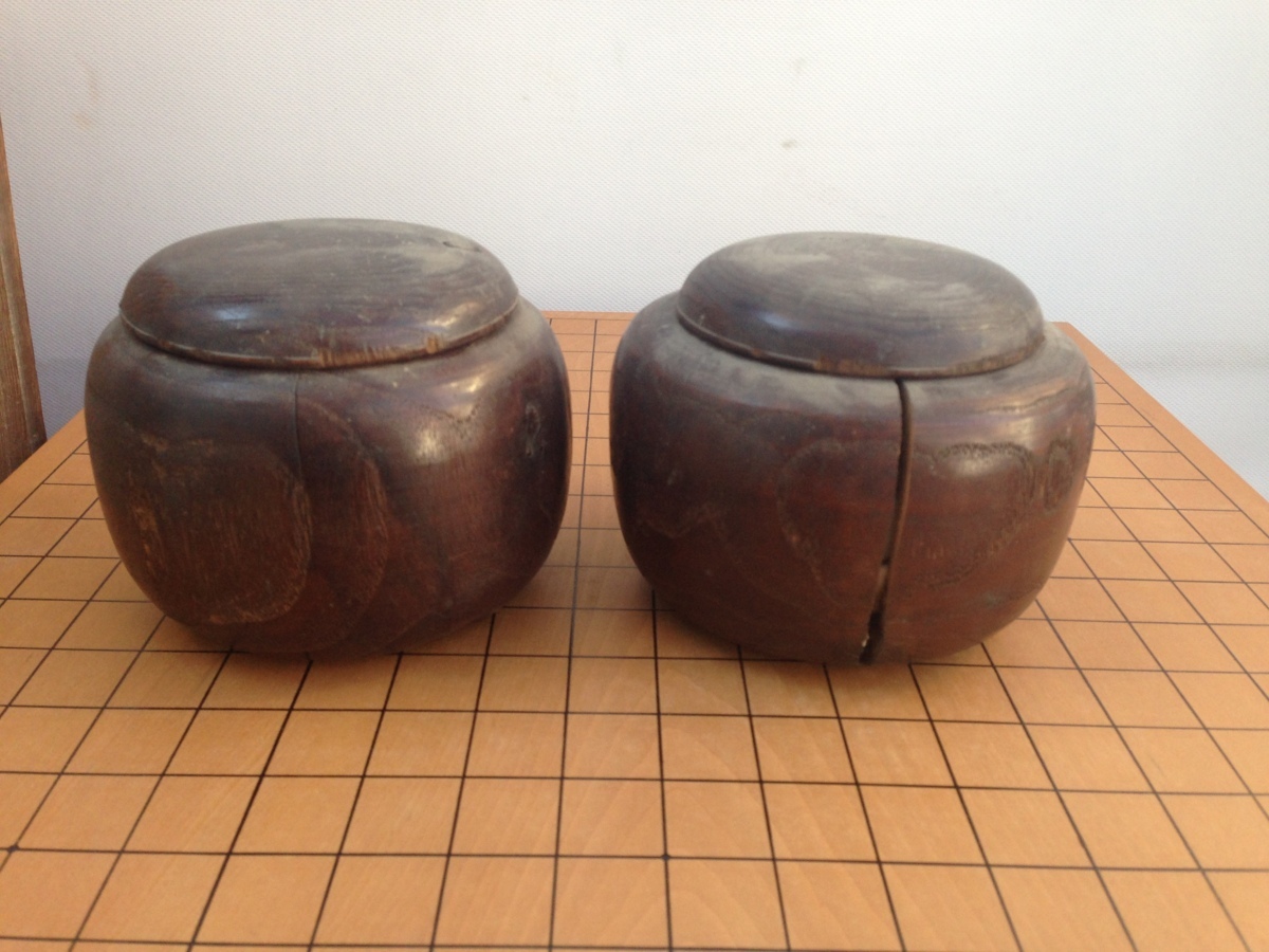 ◇高級品【東京丸八碁盤店 基盤師:鬼頭徳吉作 板目 木裏 ◇高級品【東京丸八碁盤店 基盤師:鬼頭徳吉作 板目 木裏