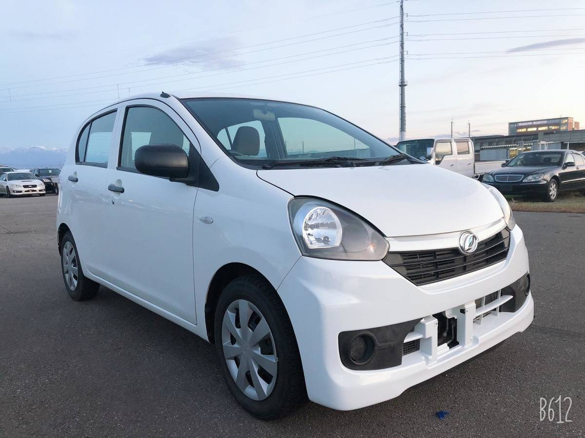 ミライース ダイハツ 中古車情報・中古車検索 レッド(赤色)の中古 