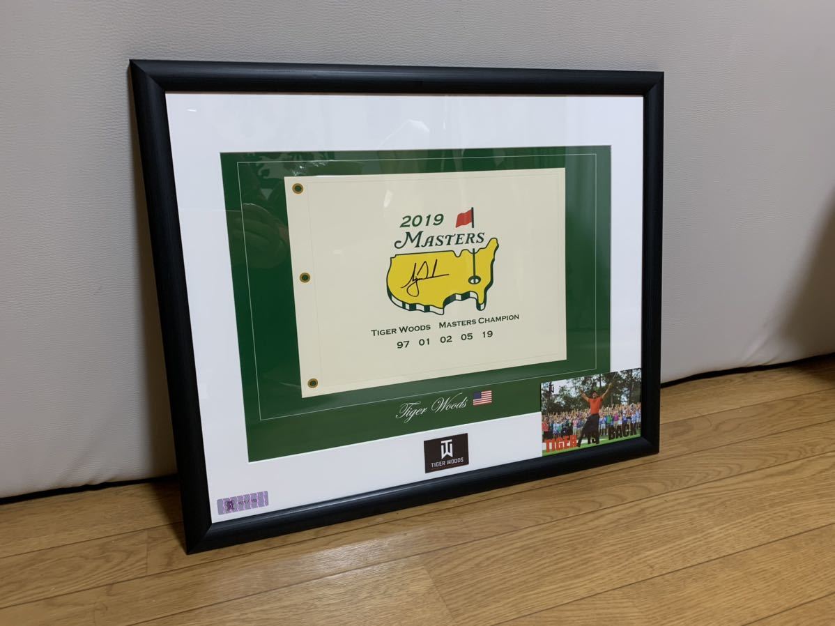 Tiger 0 タイガー・ウッズ タイガー・ウッズ直筆サイン入り2019年マスターズトーナメントピン PGAツアー Woods 2019マスターズサイン入りピンフラグ Masters 11年ぶりメジャー制覇 メモラビリア｜タイガーウッズ 米国 Signed Sports - タイガー・ウッズ直筆サイン入り2005 Win
