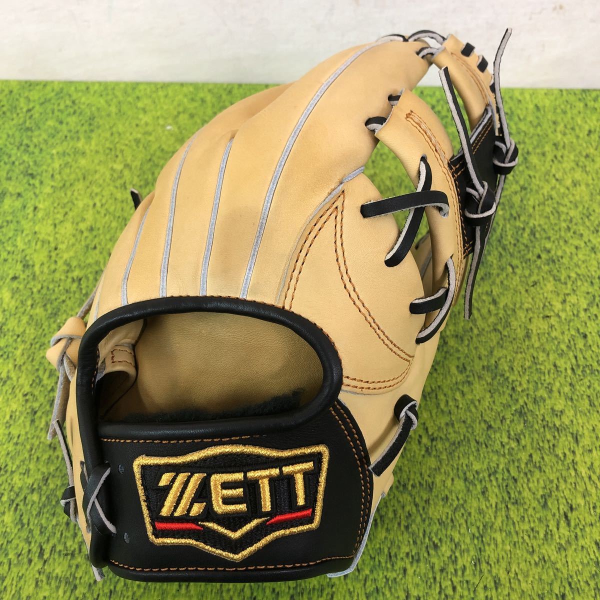 赤字超特価，本物保証 G-3840 ゼット ZETT プロステイタス PROSTATUS 軟式 限定カラー BRGB30060T 内野手 グラブ グローブ 野球 品(内野手用)｜売買されたオークション情報、yahooの商品情報をアーカイブ公開 - オークファン 大人用