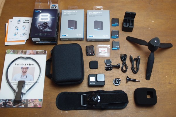 正規品 GoPro HERO8 Black 純正バッテリー3つ マルチ充電器 リスト ネックマウント付 GPS 防水４K60P動画 HyperSmooth2.0 Bluetooth(デジタルビデオカメラ)｜売買されたオークション情報、yahooの商品情報をアーカ その他