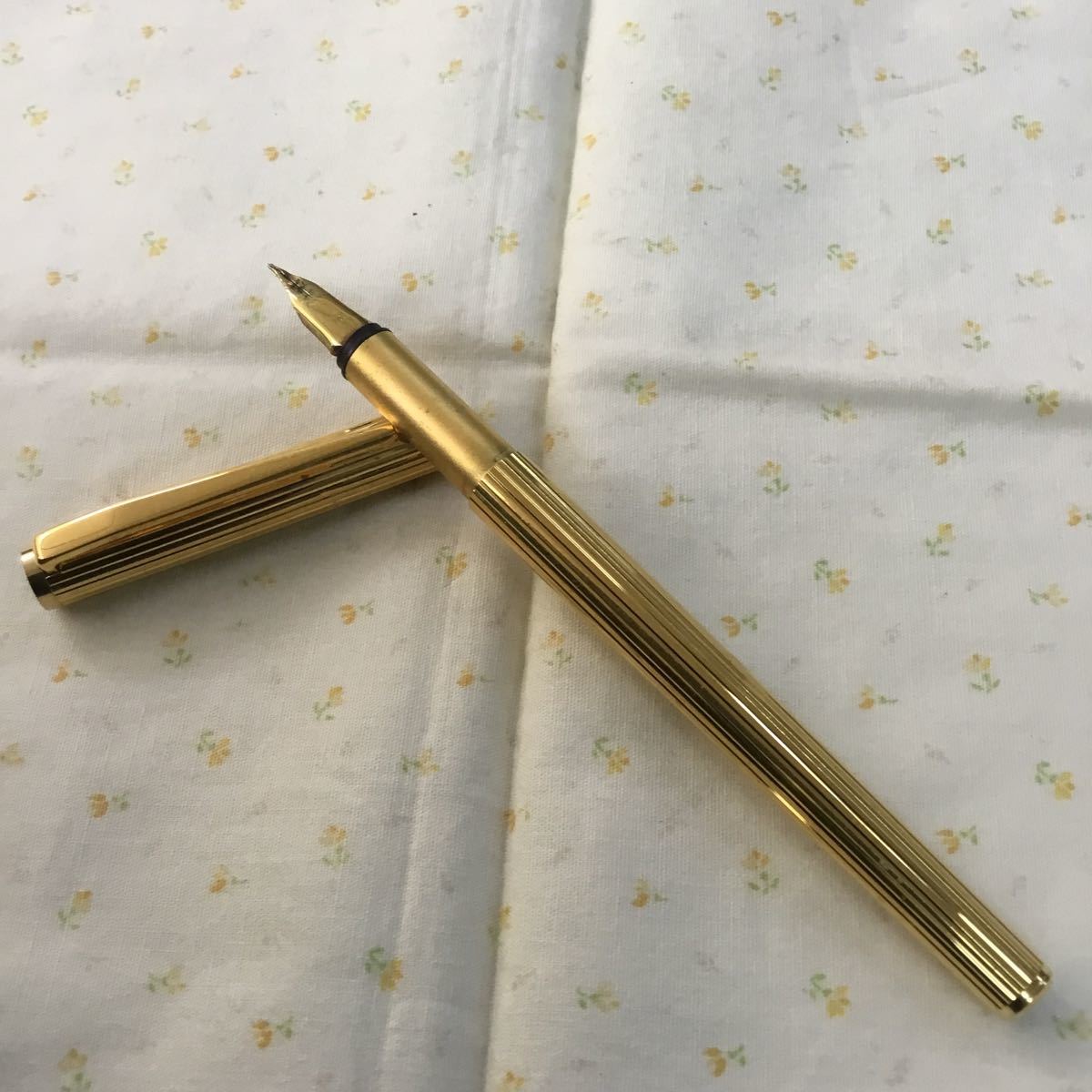 新作，人気SALE ハ3801H MONTBLANC モンブラン ゴールドカラー 万年筆 ペン先 750刻印あり(モンブラン)｜売買されたオークション情報、yahooの商品情報をアーカイブ公開 - オークファン モンブラン