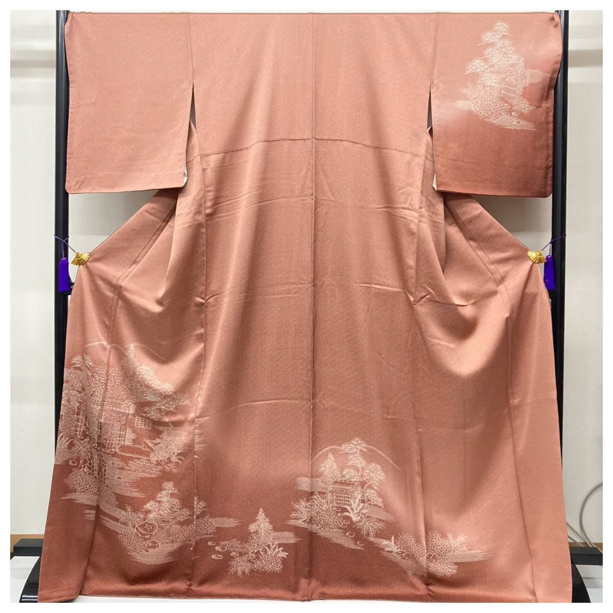 大得価，新作登場 訪問着 正絹 特選 裄71.5 身丈170 紋無 風景画 紗綾形(仕立て上がり)｜売買されたオークション情報、yahooの商品情報をアーカイブ公開 - オークファン 仕立て上がり
