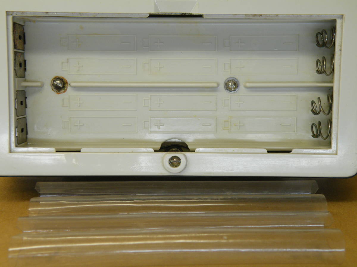 v770771403.9