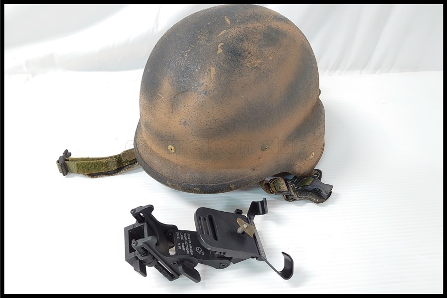 米軍実物】PASGT フリッツヘルメット ウッドランド 80年代 希少当時物